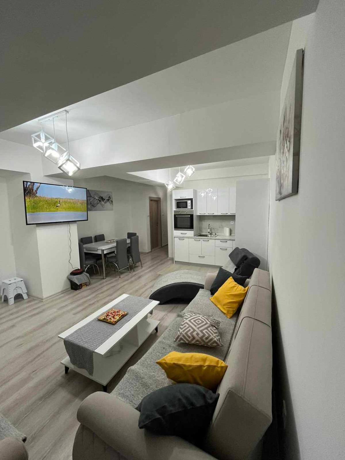 Maksim Apartments Skopje Luaran gambar